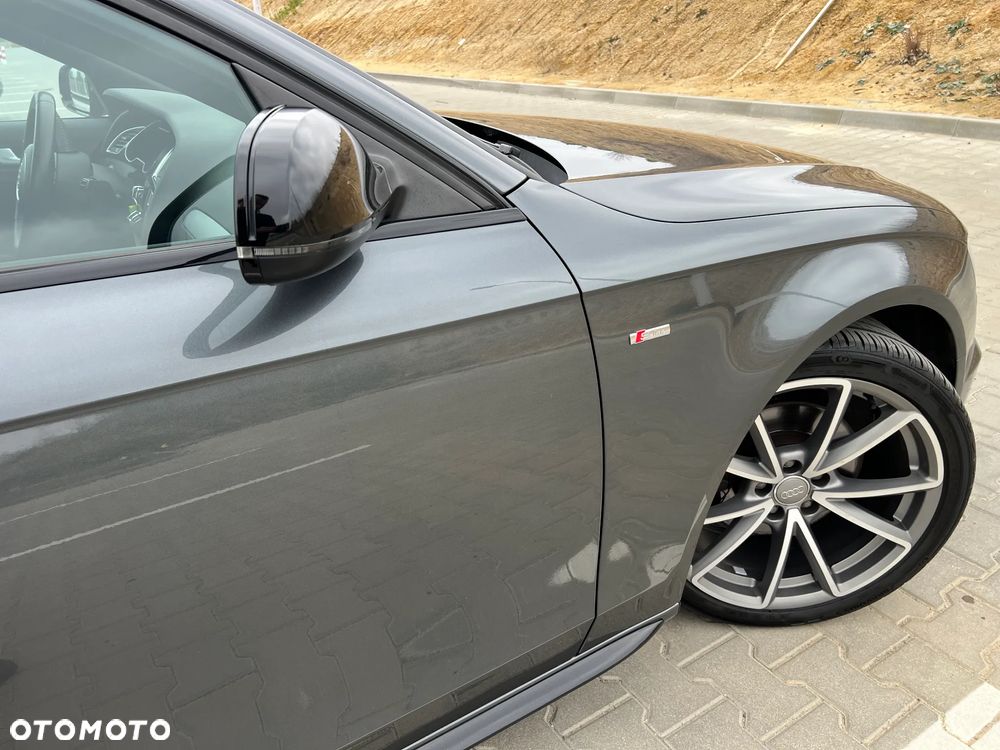 Audi A4 Avant 2.0 TDI DPF quattro S tronic S line Sportpaket - 12