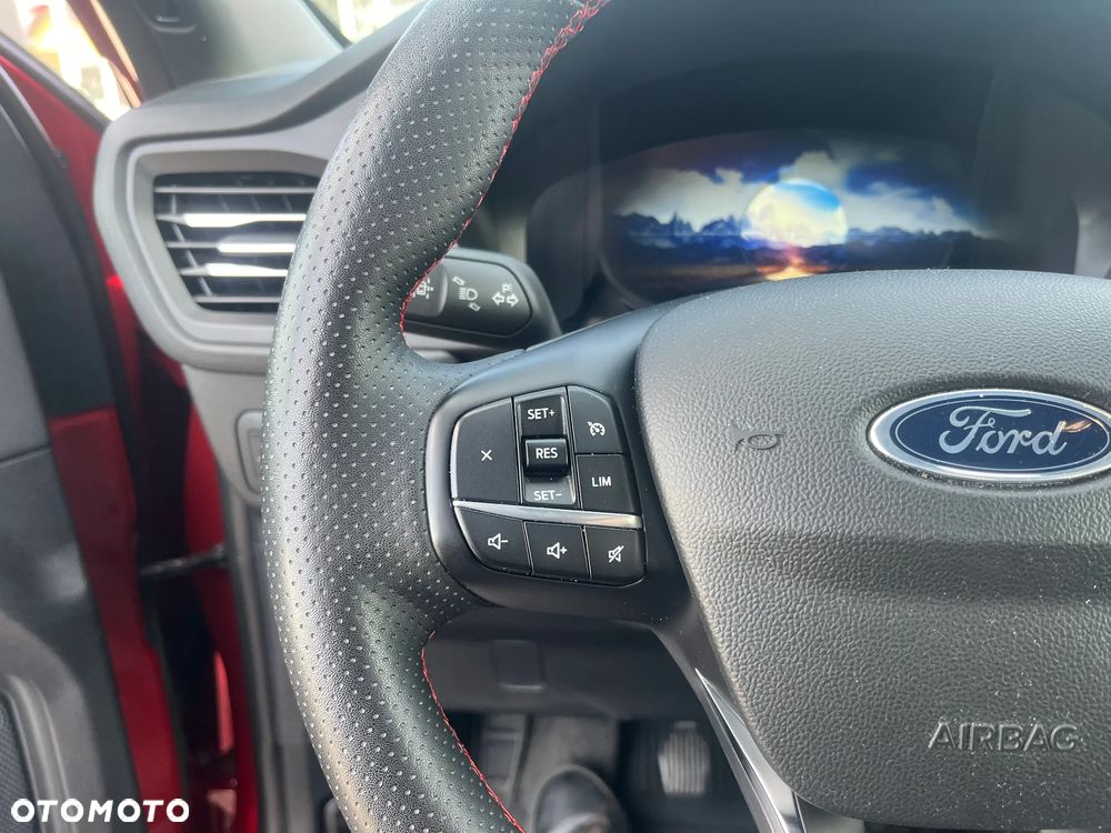 Ford Kuga 1.5 EcoBoost FWD ST-Line - 9