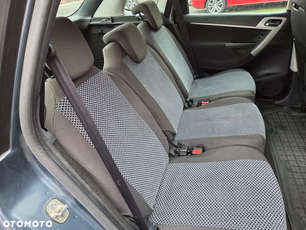 Citroën C4 Picasso - 27