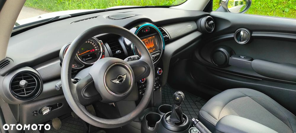MINI ONE Cabrio - 7