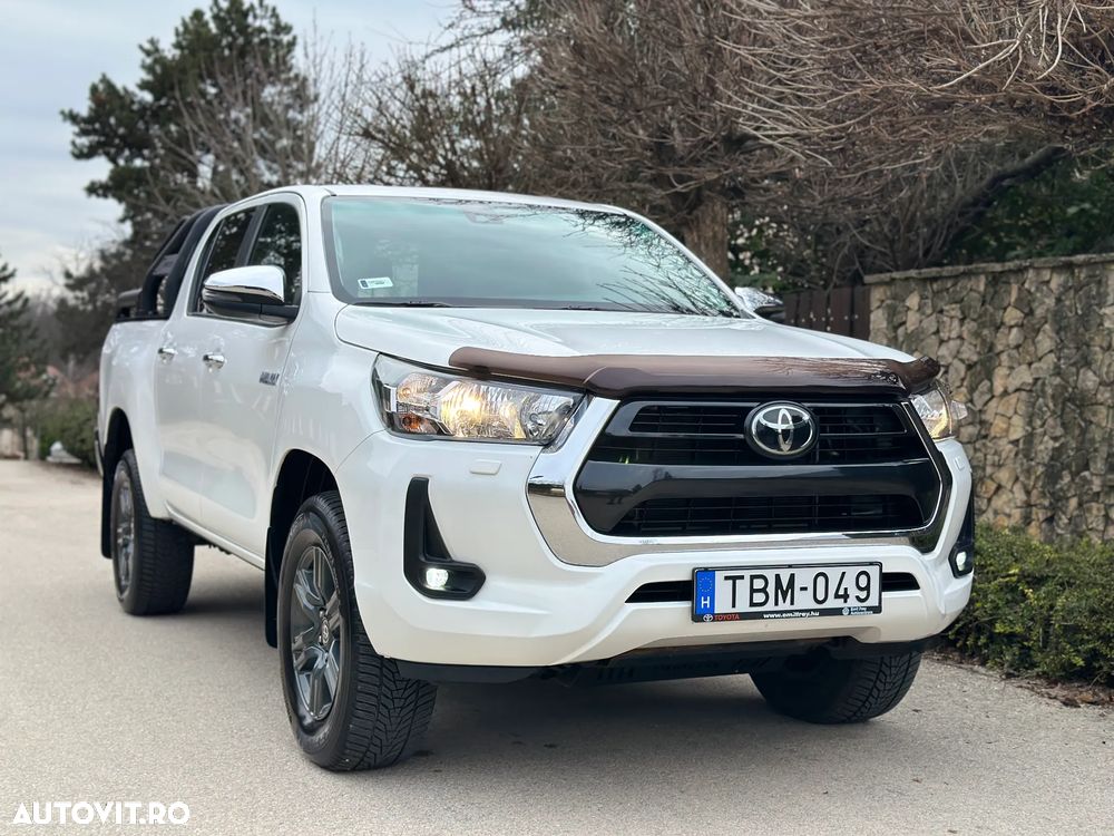 Toyota Hilux 2.8D 204CP 4x4 Double Cab AT Executive - 1