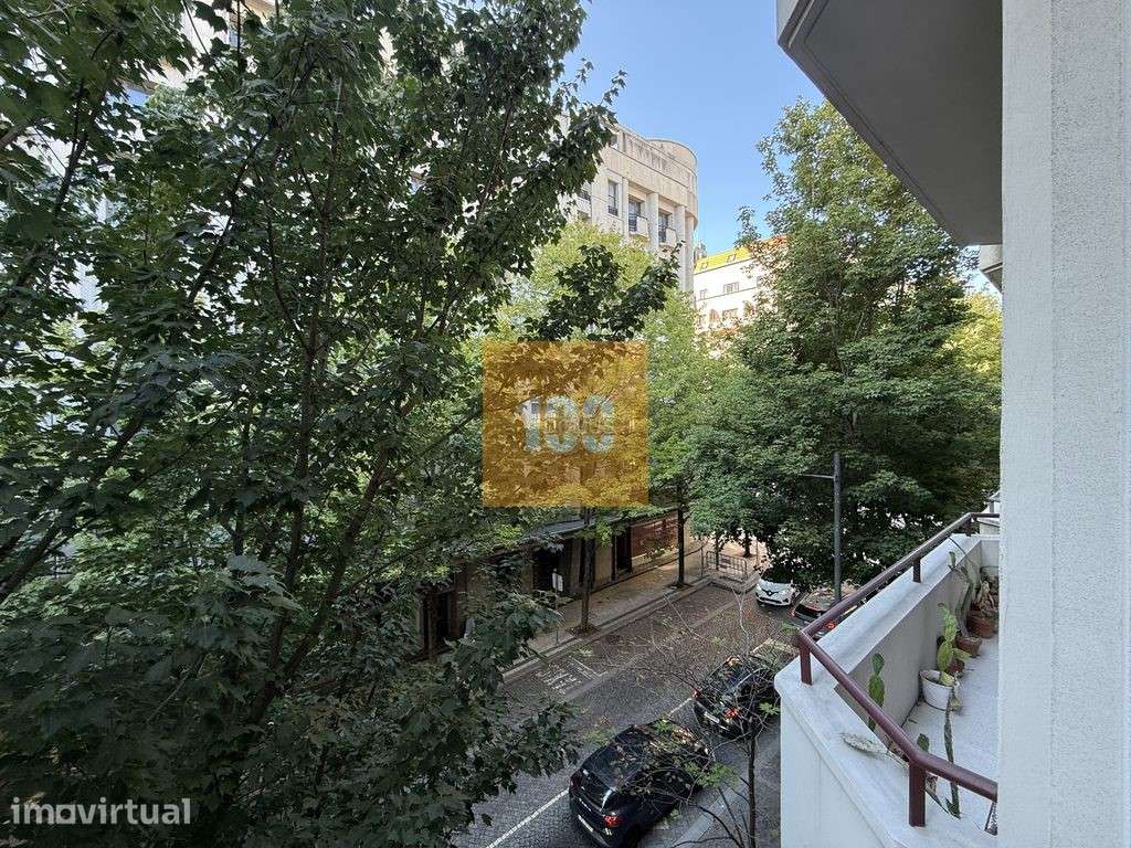Apartamento T3 junto ao Mercado do Bolhão