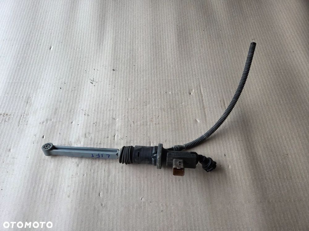 Pompa sprzęgła wysprzęglik Citroen C4 Cactus LIFT 1.5 BLUEHDI - 2