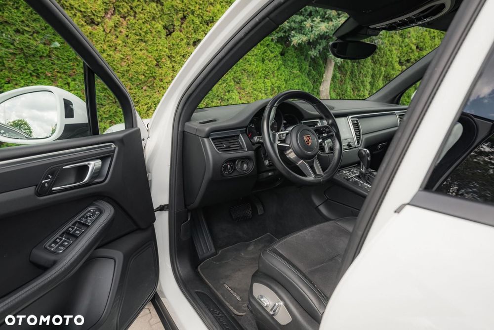 Porsche Macan Standard - 10