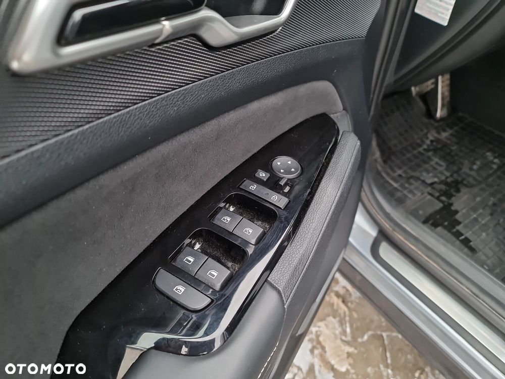 Kia Sportage 1.6 T-GDI HEV GT Line 4WD - 11