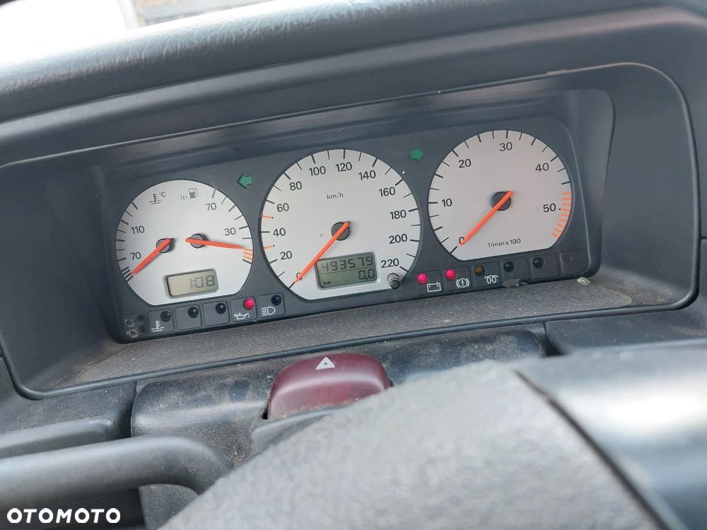 VW volkswagen passat B4 na części - 9