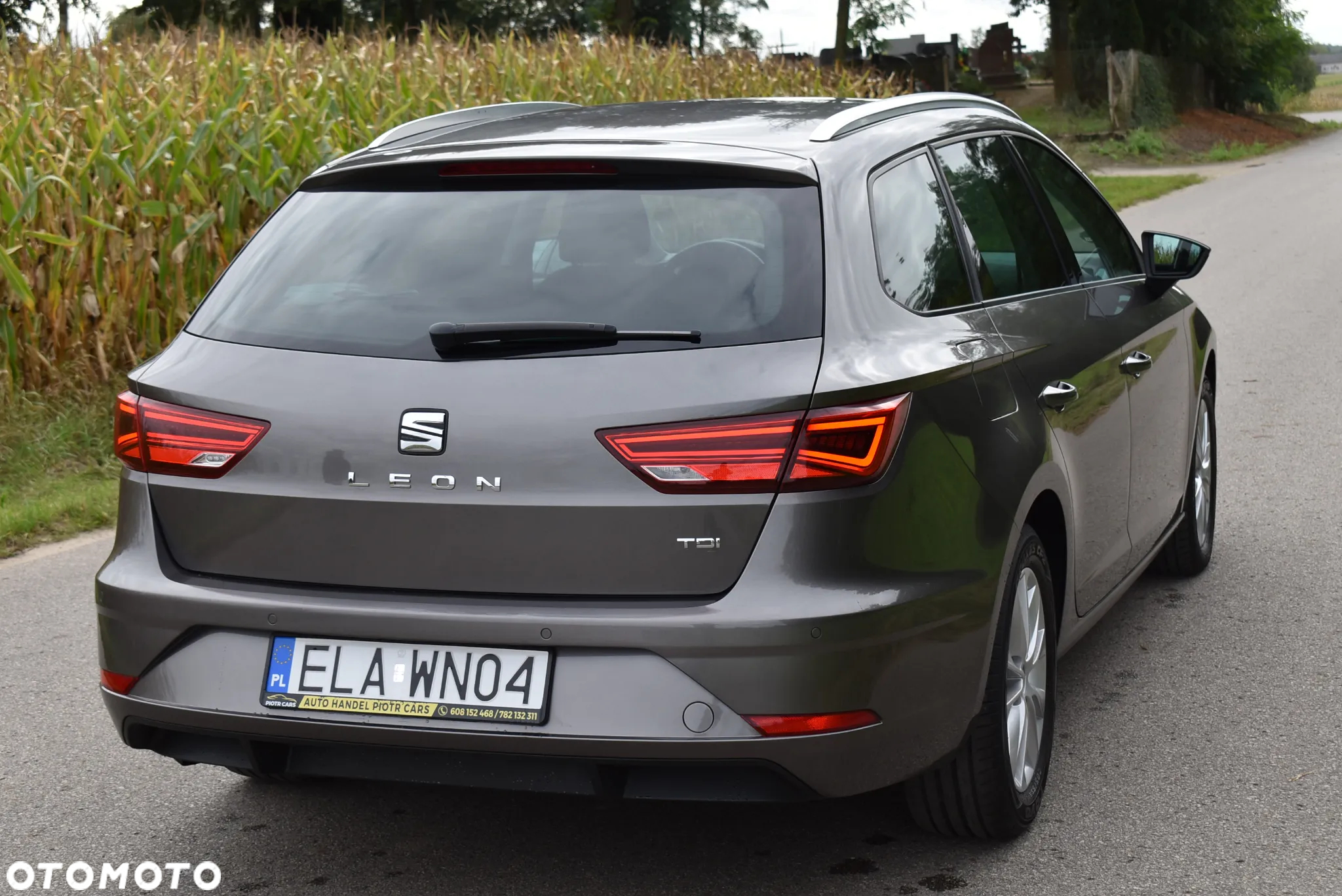 Seat Leon 1.6 TDI ECOMOTIVE Style - 8