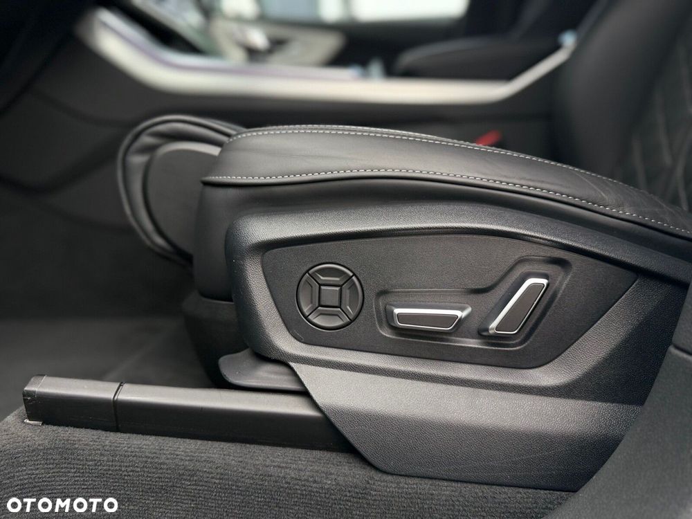 Audi Q8 - 15