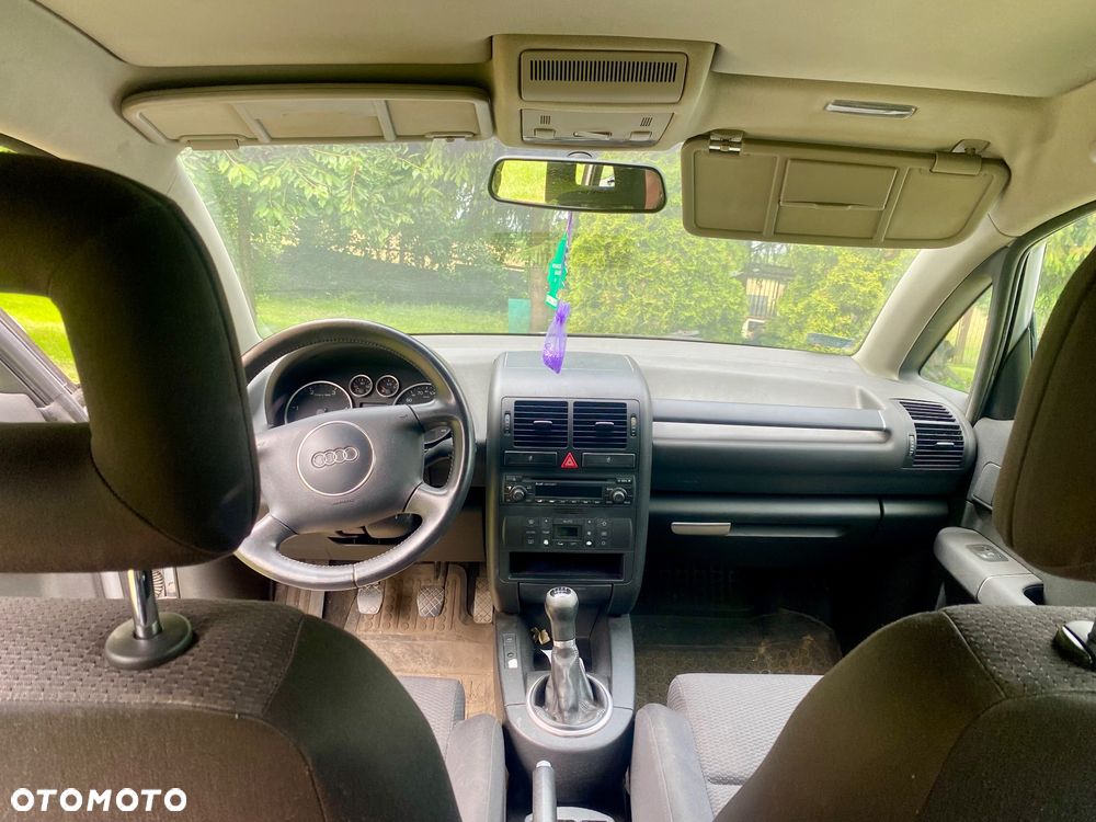 Audi A2 - 8