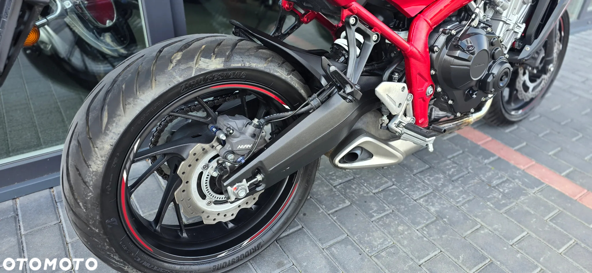 Honda CB - 16