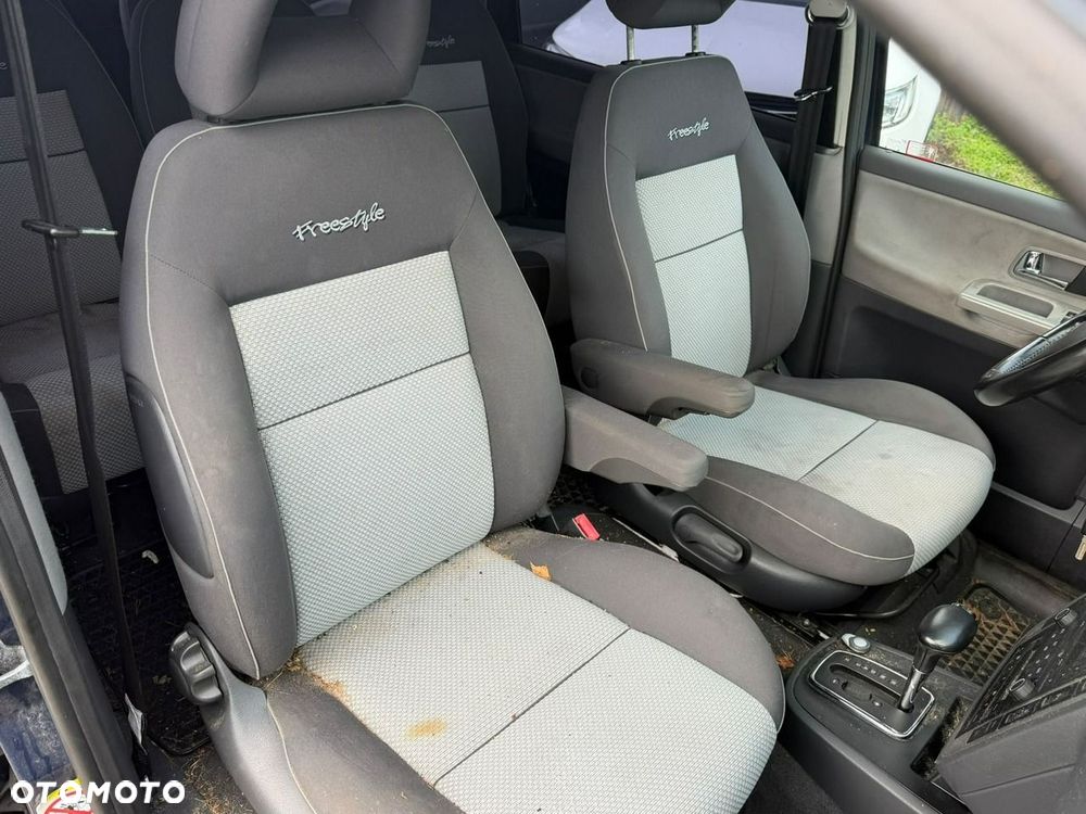 Volkswagen Sharan - 12