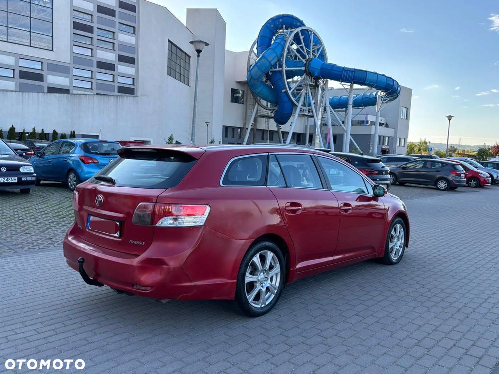 Toyota Avensis 2.2 D-CAT Sol - 5