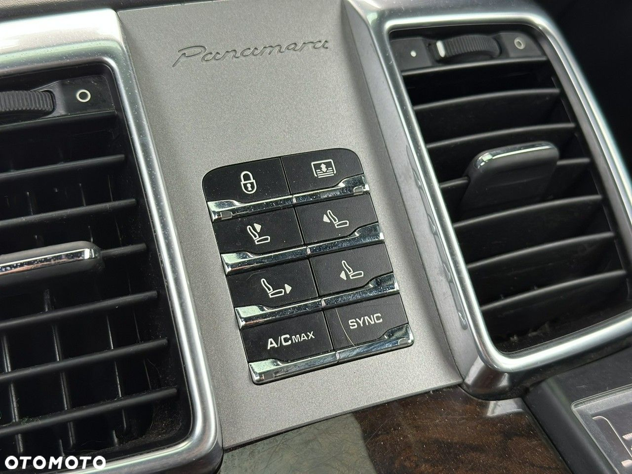 Porsche Panamera Turbo Executive - 30