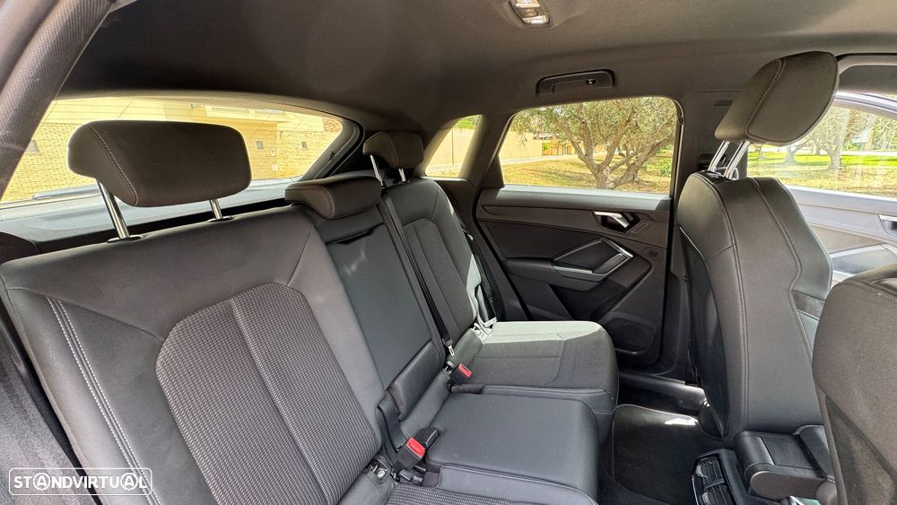 Audi Q3 - 25