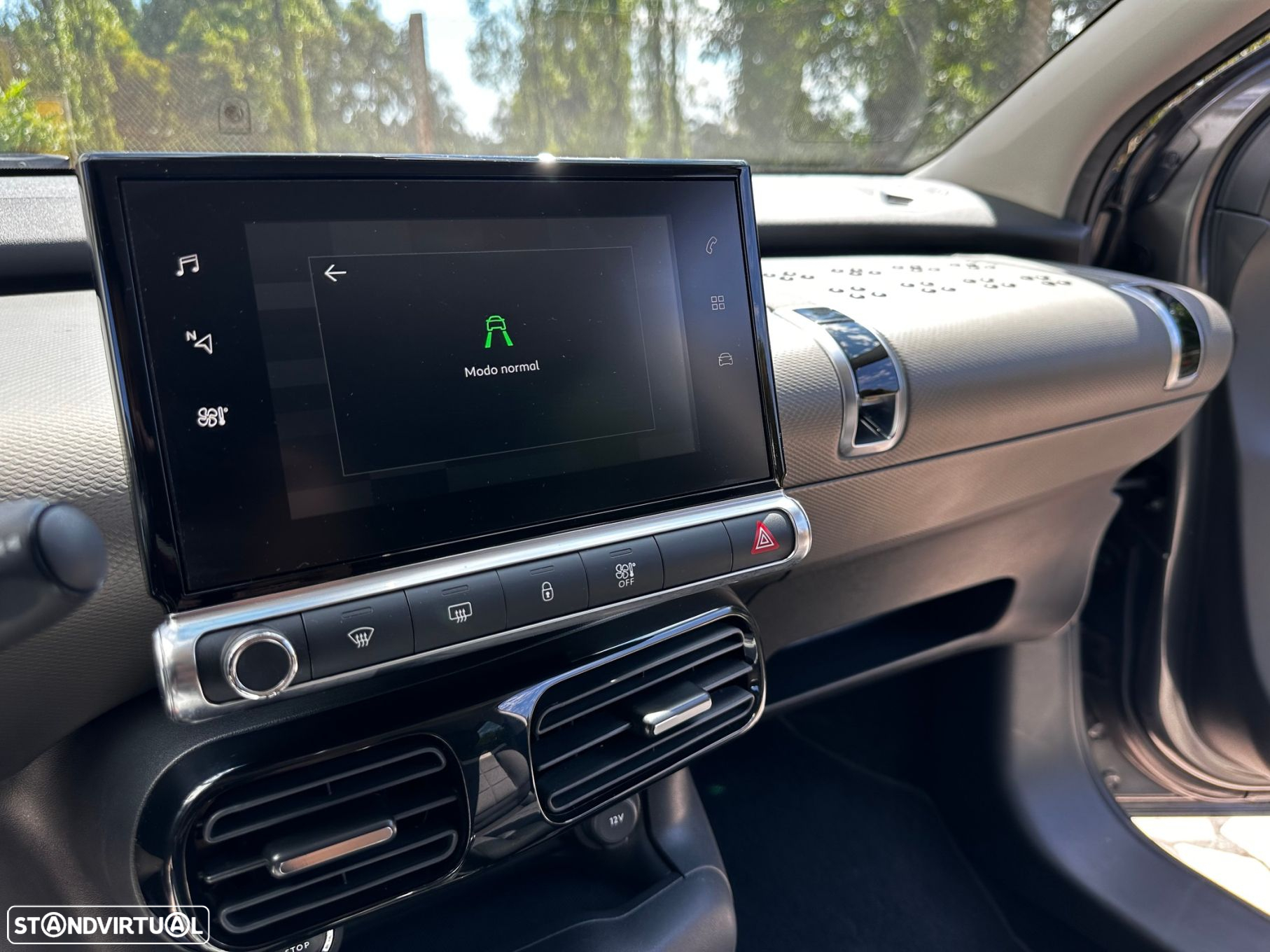 Citroën C4 1.2 PureTech Live - 26