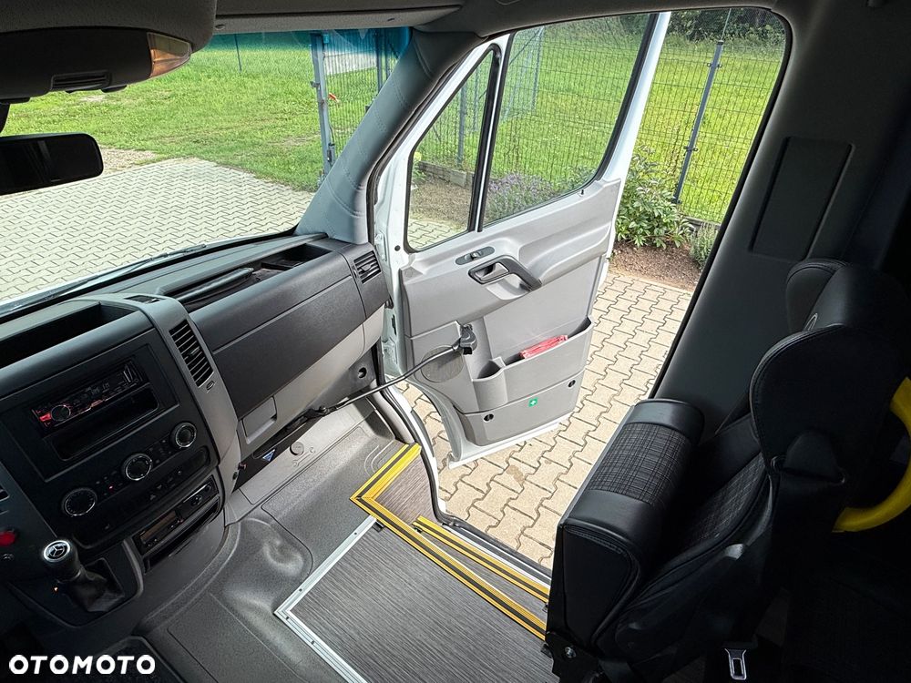 Mercedes-Benz Sprinter 516 24 miejsca - 17