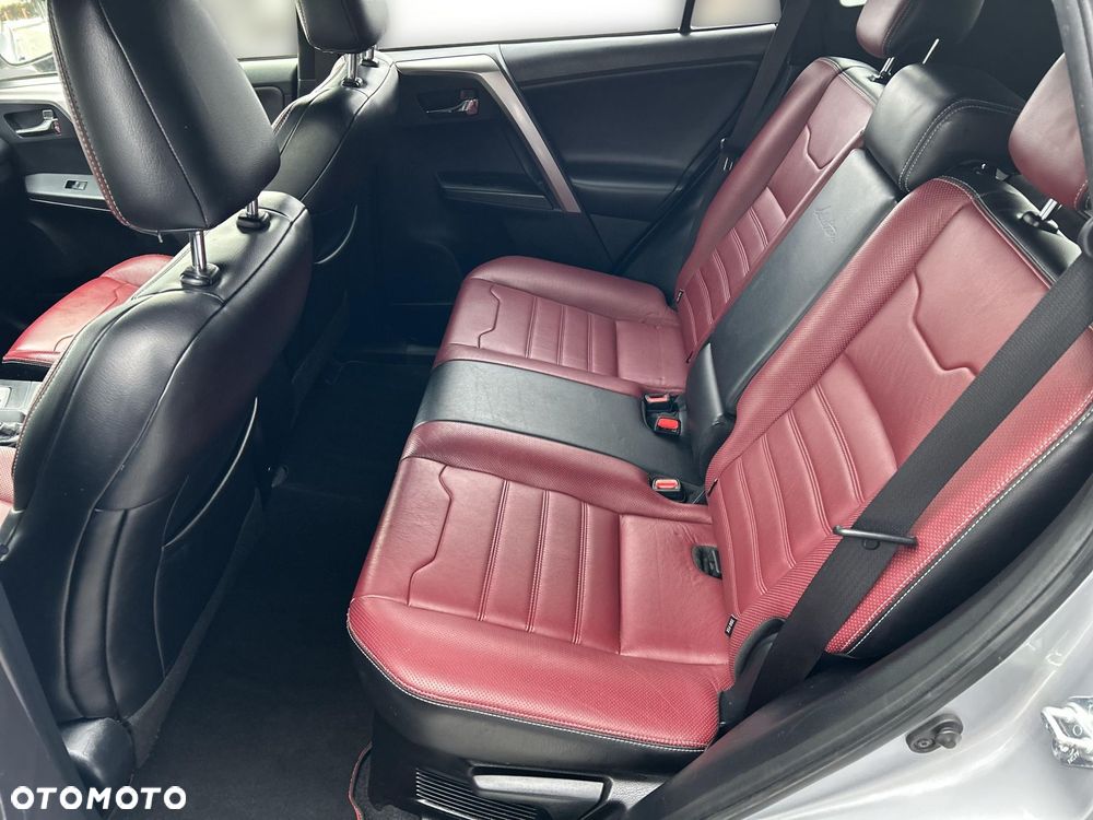 Toyota RAV4 - 15