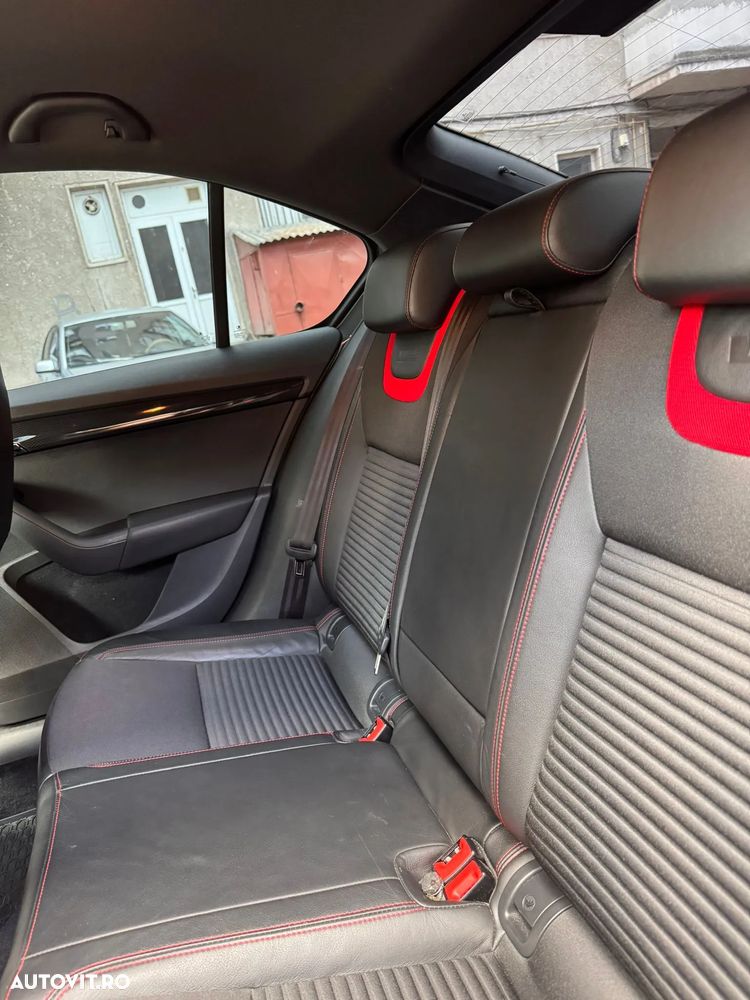 Skoda Octavia - 8
