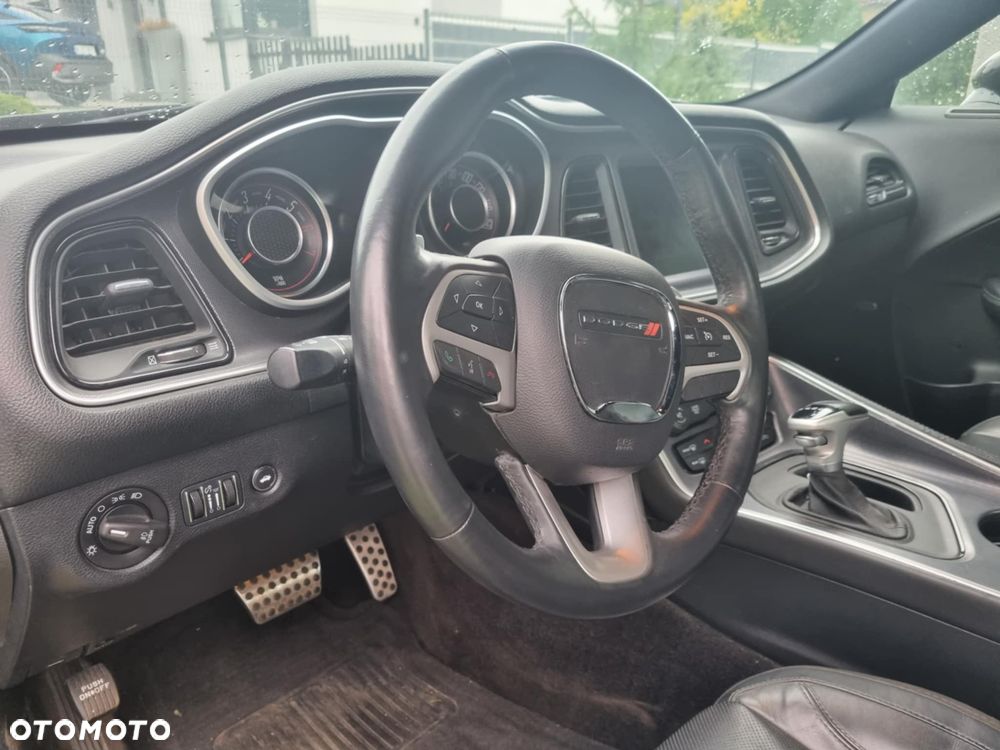 Dodge Challenger Automatik R/T Plus - 13