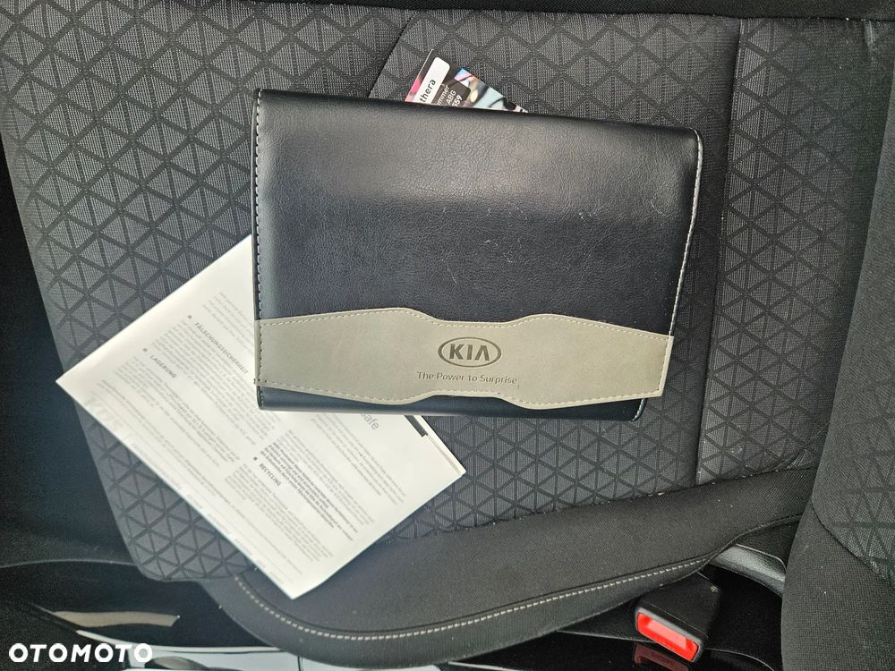 Kia Ceed 1.6 GDI DCT OPF Platinum - 23