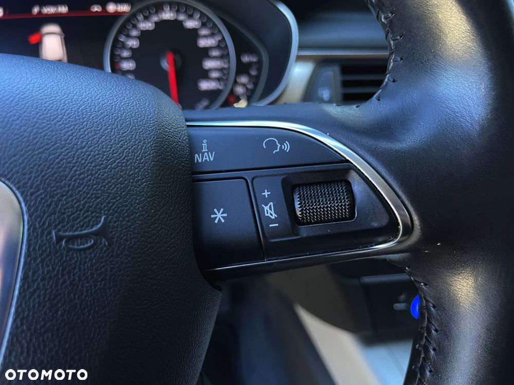 Audi A6 Avant 2.0 TDI Ultra S tronic - 26