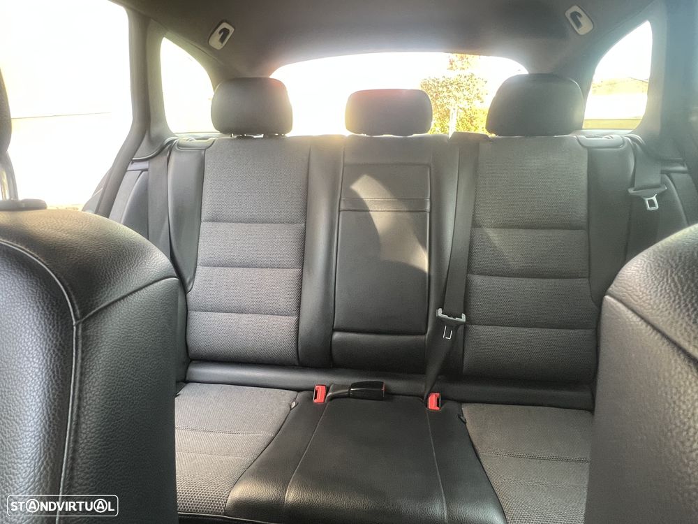 Mercedes-Benz C 220 Station CDI DPF (BlueEFFICIENCY) 7G-TRONIC Avantgarde - 18