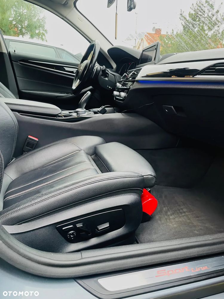BMW Seria 5 518d Advantage sport - 18