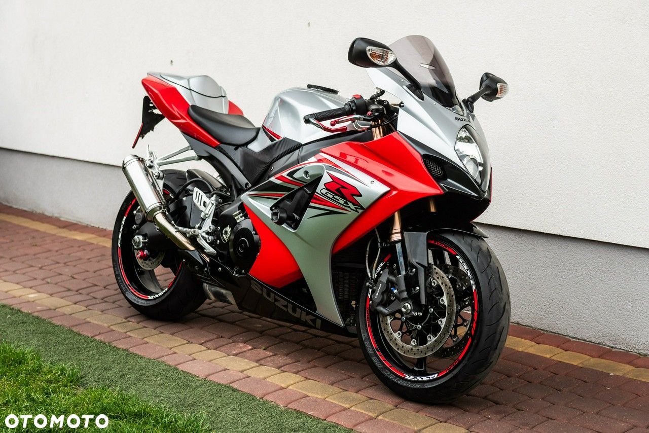 Suzuki GSX-R - 1