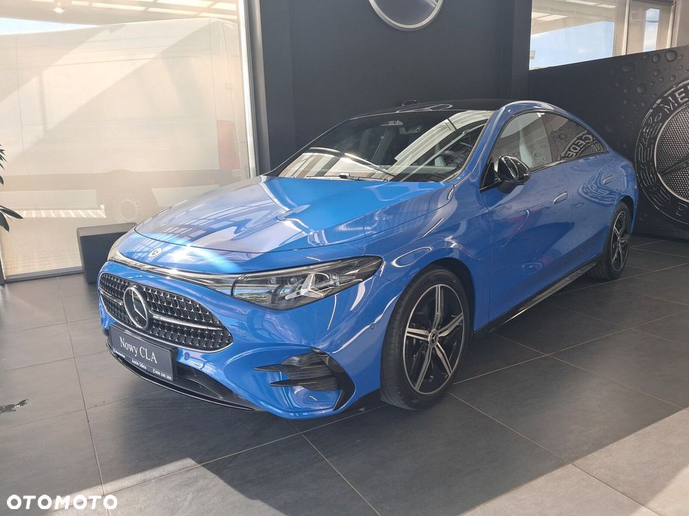 Mercedes-Benz CLA - 4