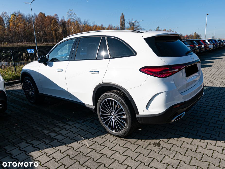 Mercedes-Benz GLC - 4
