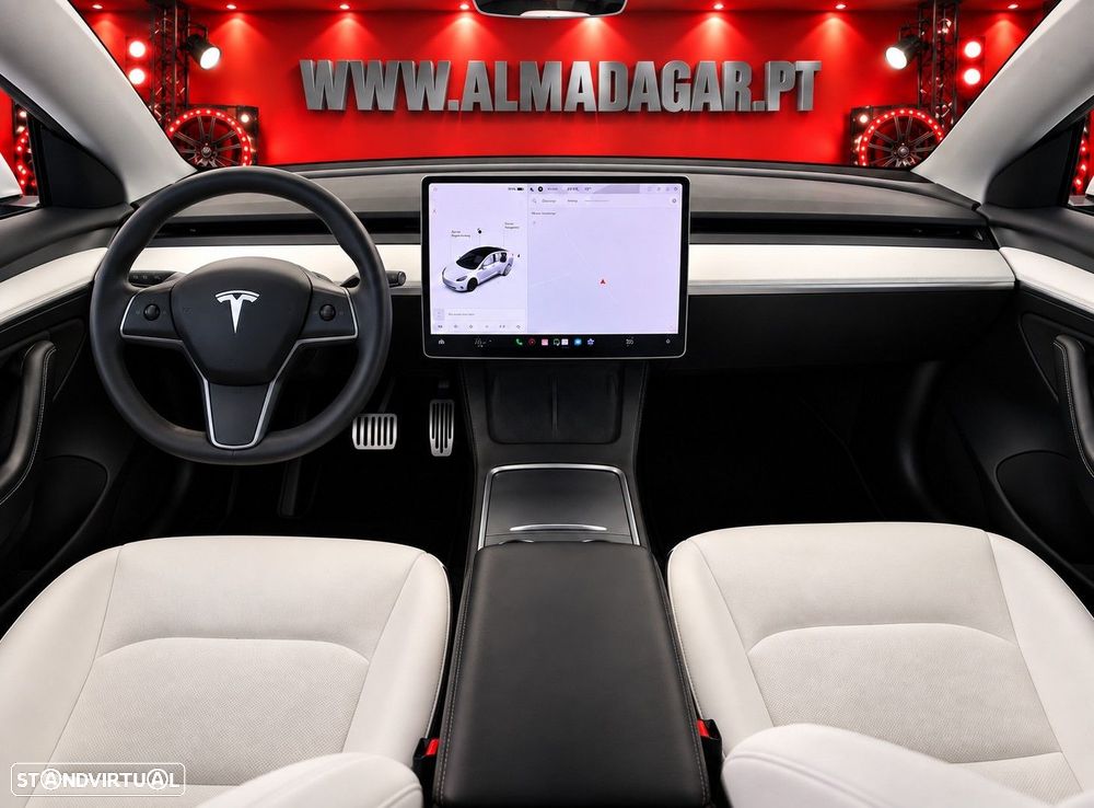 Tesla Model 3 Standard Range Plus RWD - 11
