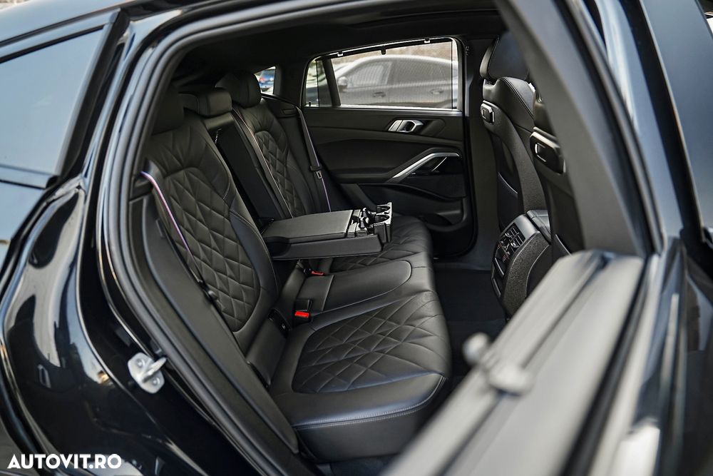 BMW X6 xDrive40i AT MHEV - 25