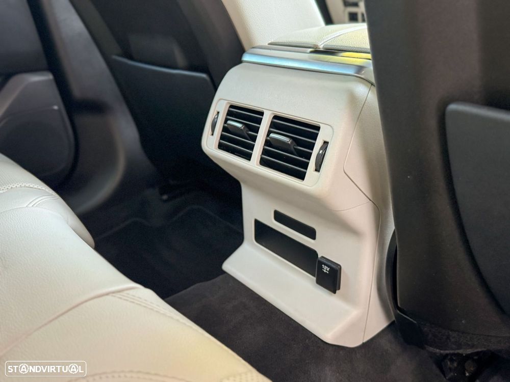 Land Rover Range Rover Velar 2.0d R-Dynamic HSE - 38