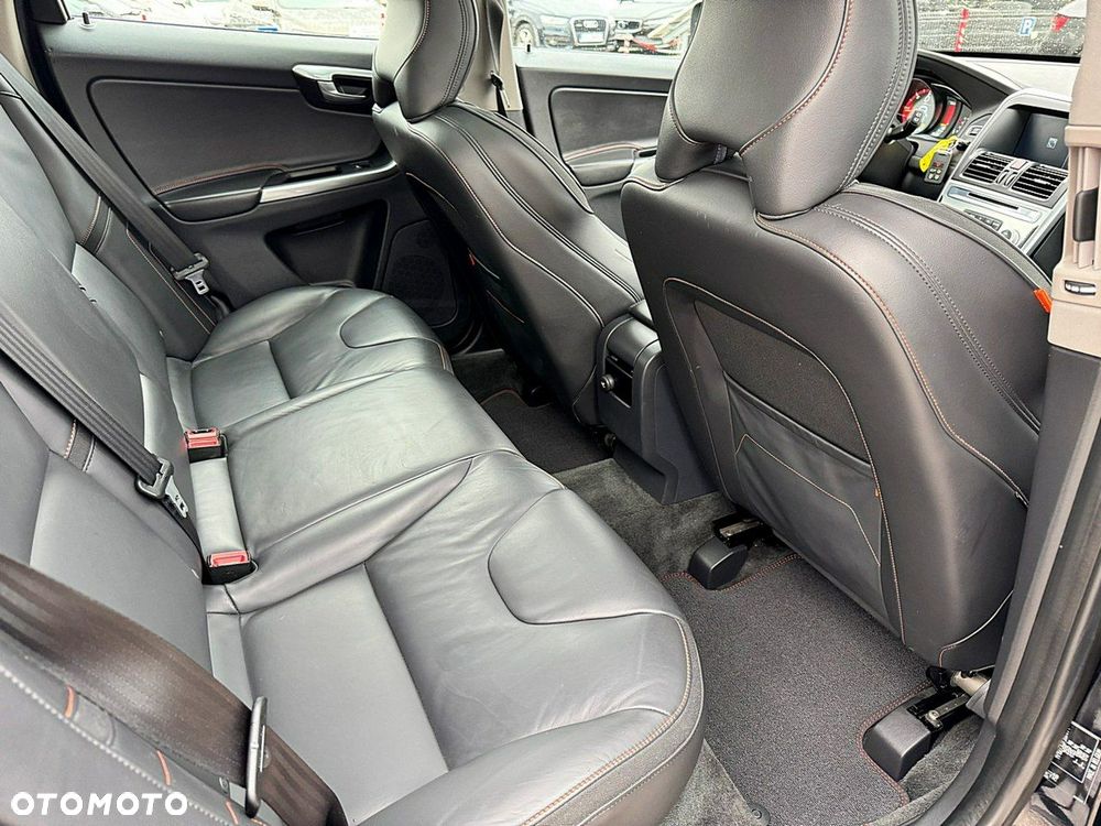 Volvo XC 60 - 15