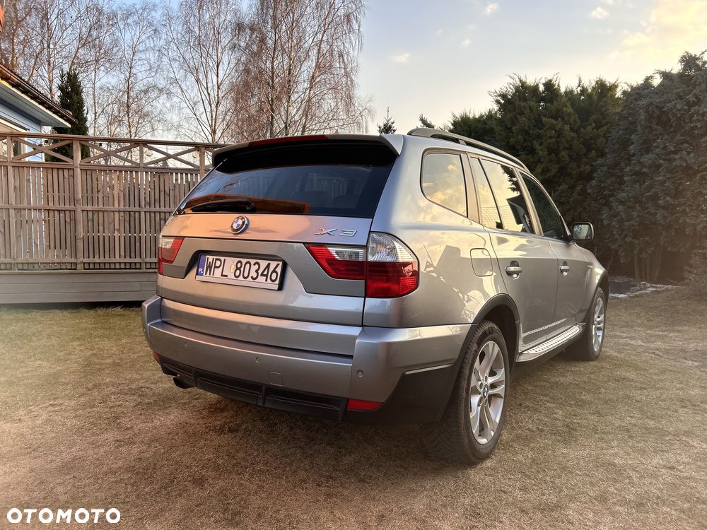 BMW X3 2.0d - 10