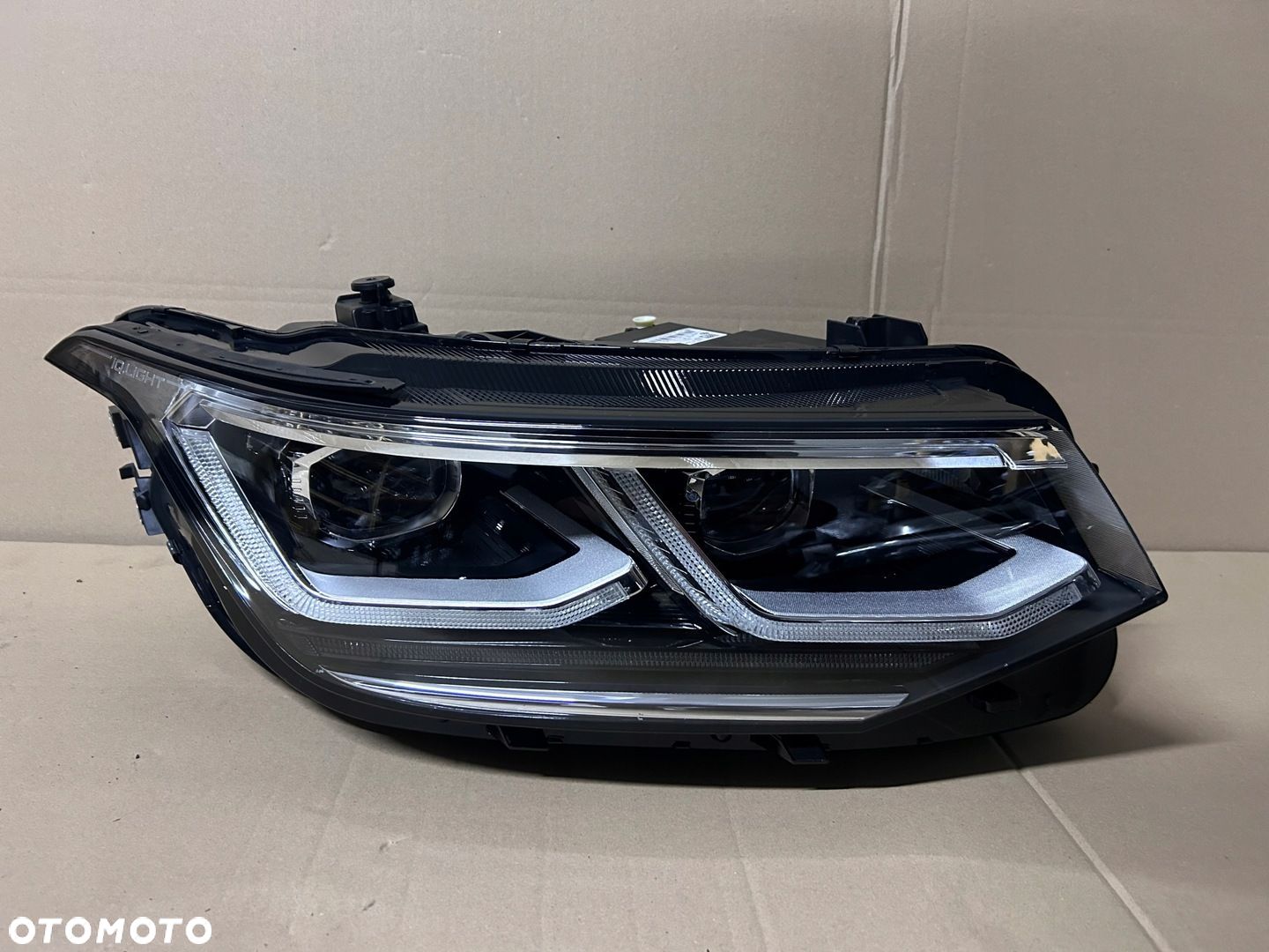 LAMPA PRAWA VW TIGUAN II LIFT FULL LED MATRIX IQ LIGHT 5NB941082H 2020- - 1