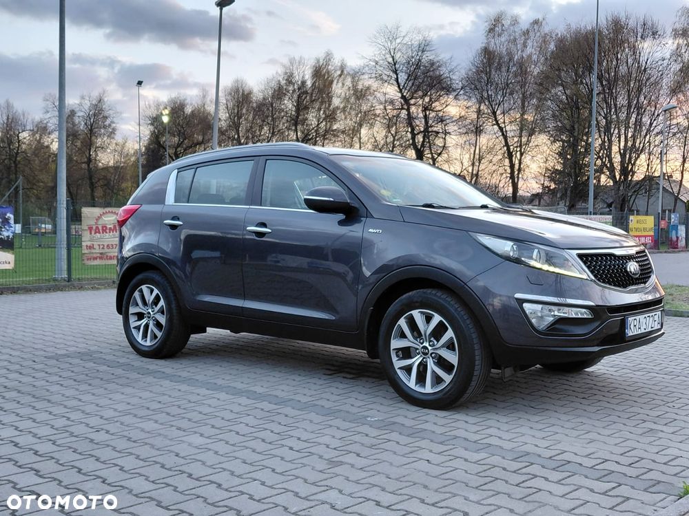 Kia Sportage 2,0 CRDI AWD Dream-Team Edition - 5