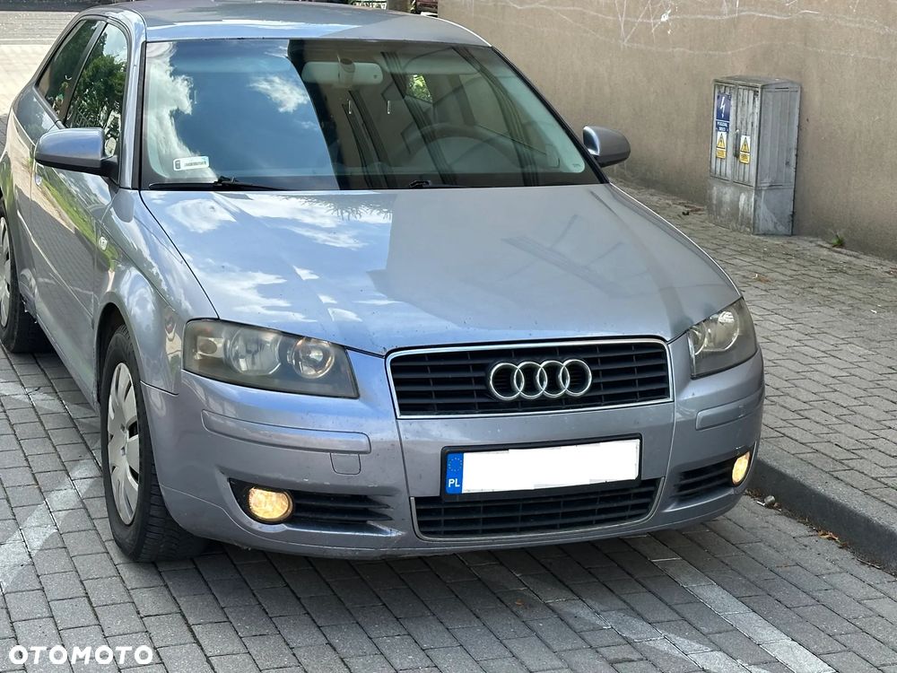 Audi A3 3-drzwiowe 2.0 FSI Attraction - 5