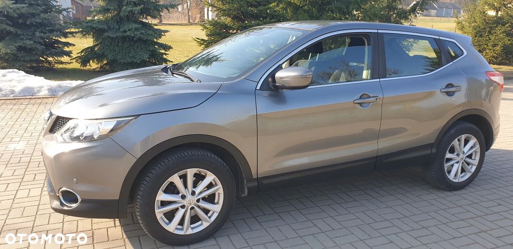 Nissan Qashqai 1.5 dCi DPF 360 - 2
