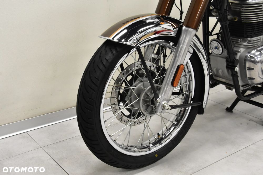 Royal Enfield Classic - 32
