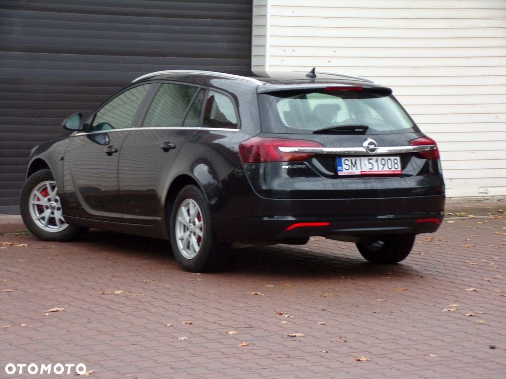 Opel Insignia - 12