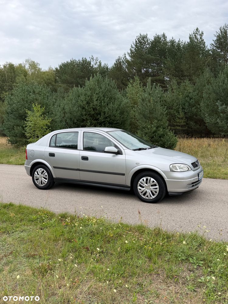 Opel Astra 1.6 GL / Start - 11