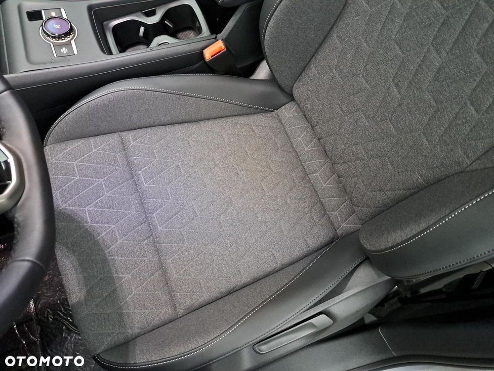 Volkswagen Tiguan - 12