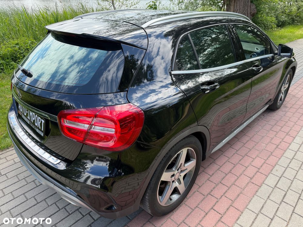 Mercedes-Benz GLA 200 AMG Line - 26