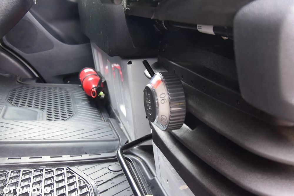 Mercedes-Benz Sprinter 519 CDI  Kontener Na bliźniaku , Automatyczna skrzynia 190 KM, Salon PL   Na gwarancji - 18