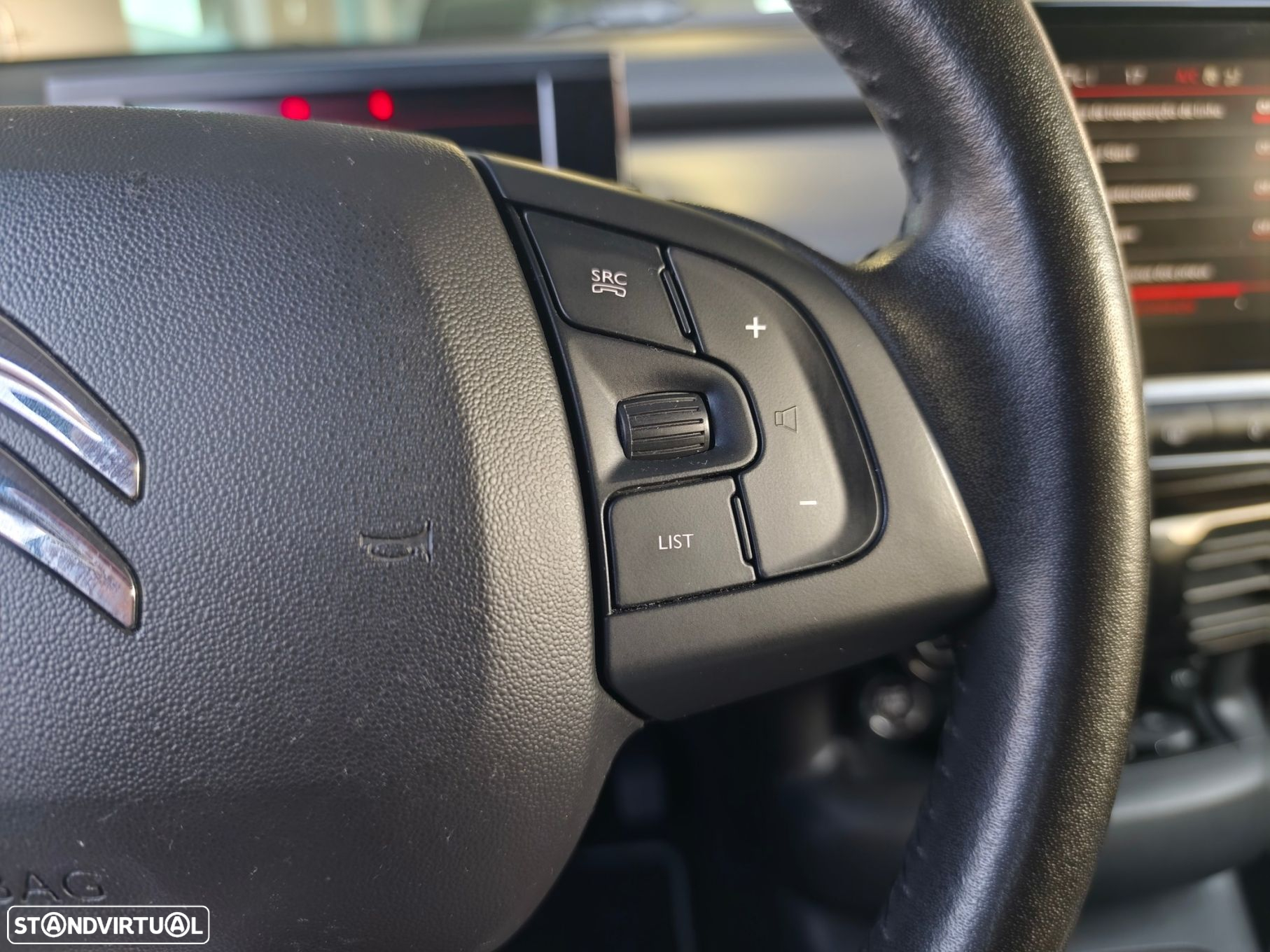 Citroën C4 Cactus 1.2 PureTech Shine Pack - 25