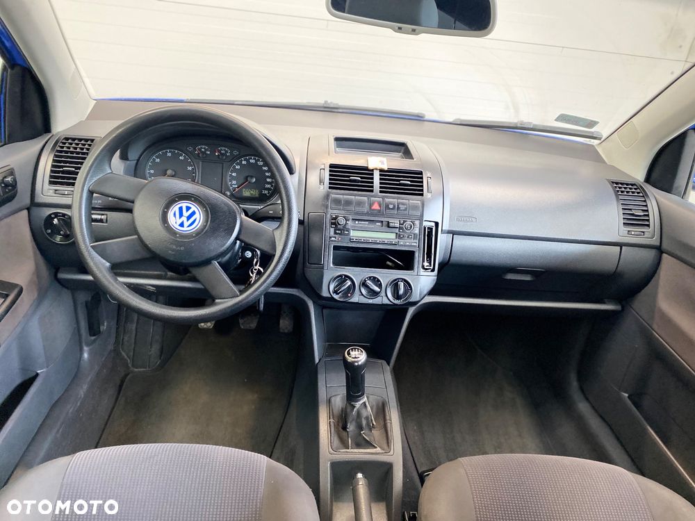 Volkswagen Polo 1.4 16V Basis - 11