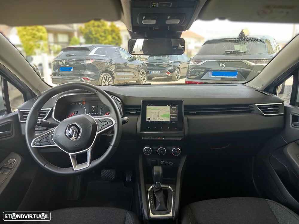 Renault Clio - 11