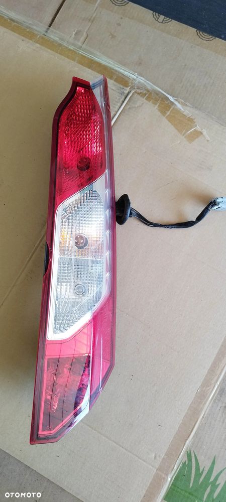 lampa tył connect mk2 grand tourneo - 1