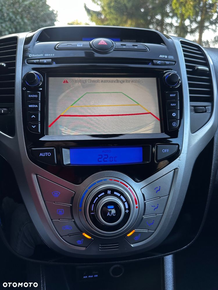 Hyundai ix20 1.4 Premium blue - 36